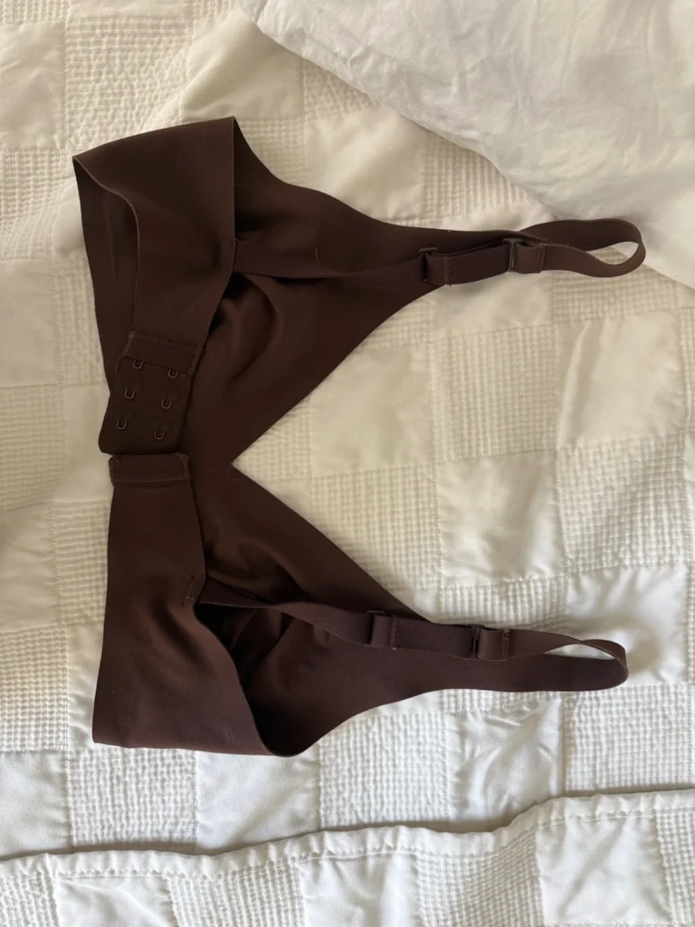 SKIMS Brown Seamless Wireless Bra - Picture 3 of 4